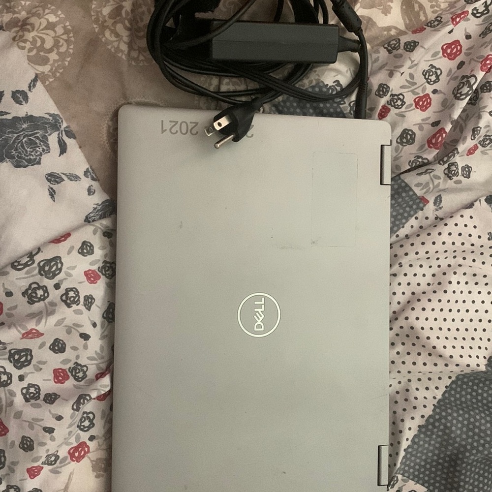 Selling this laptop , bought another one and don’t need this one No more .